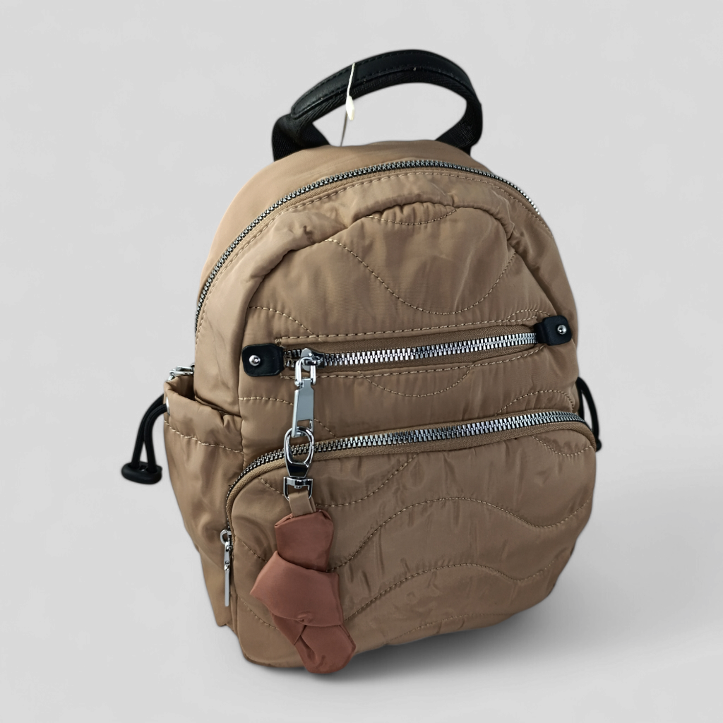 Mochila acolchada beige