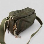 Bolso bandolera nailon verde oscuro