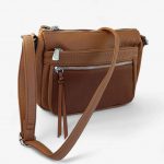 Bolso bandolera camel mujer elegante y funcional