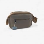 Bolso bandolera taupe mujer profesional y funcional