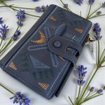 Cartera monedero mujer azul tipo antelina con bordado