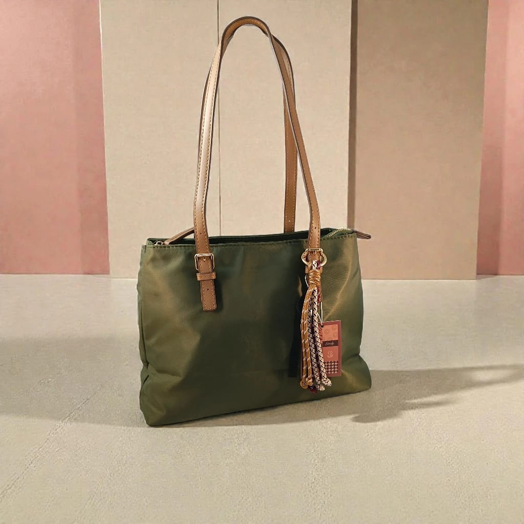 Bolso nailon verde mujer ligero con asas largas
