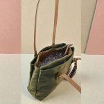 Bolso nailon verde mujer ligero con asas largas