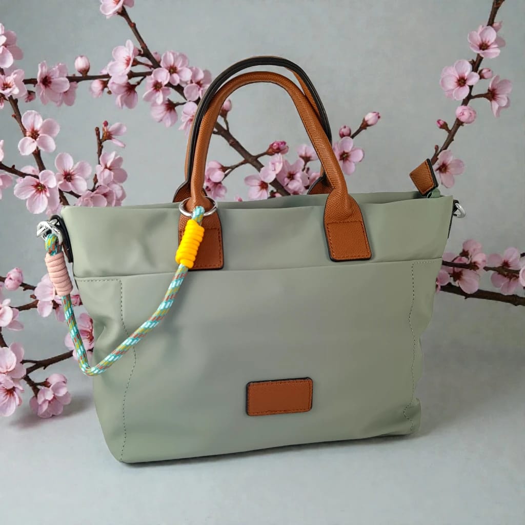 Bolso tote de nailon verde claro mujer con asas
