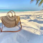 Bolso de rafia natural para mujer con asas redondas, cierre de cremallera y estilo mediterráneo de 37 × 22 × 9 cm