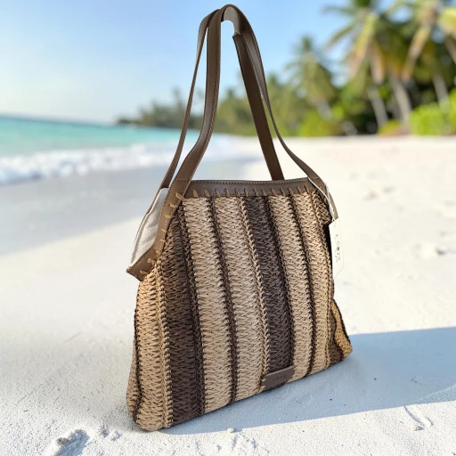 Bolso shopper beige mujer de rafia con asas marrones y diseño moderno