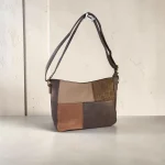 Bolso bandolera mujer de piel vegana en tonos neutros