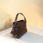 Bolso marrón chocolate mujer con asa y detalles trenzados