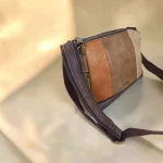 Bolso bandolera mujer de piel vegana en tonos marrones camel beige y topo