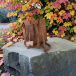Mochila mujer camel de piel vegana con solapa