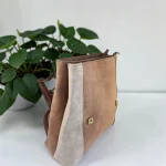 Mochila mujer beige marrón y verde de antelina