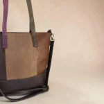 Bolso tote mujer marrón con bandolera