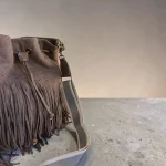 Bolso mujer marrón de antelina con flecos