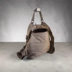 Mochila antirrobo de nylon acolchado topo